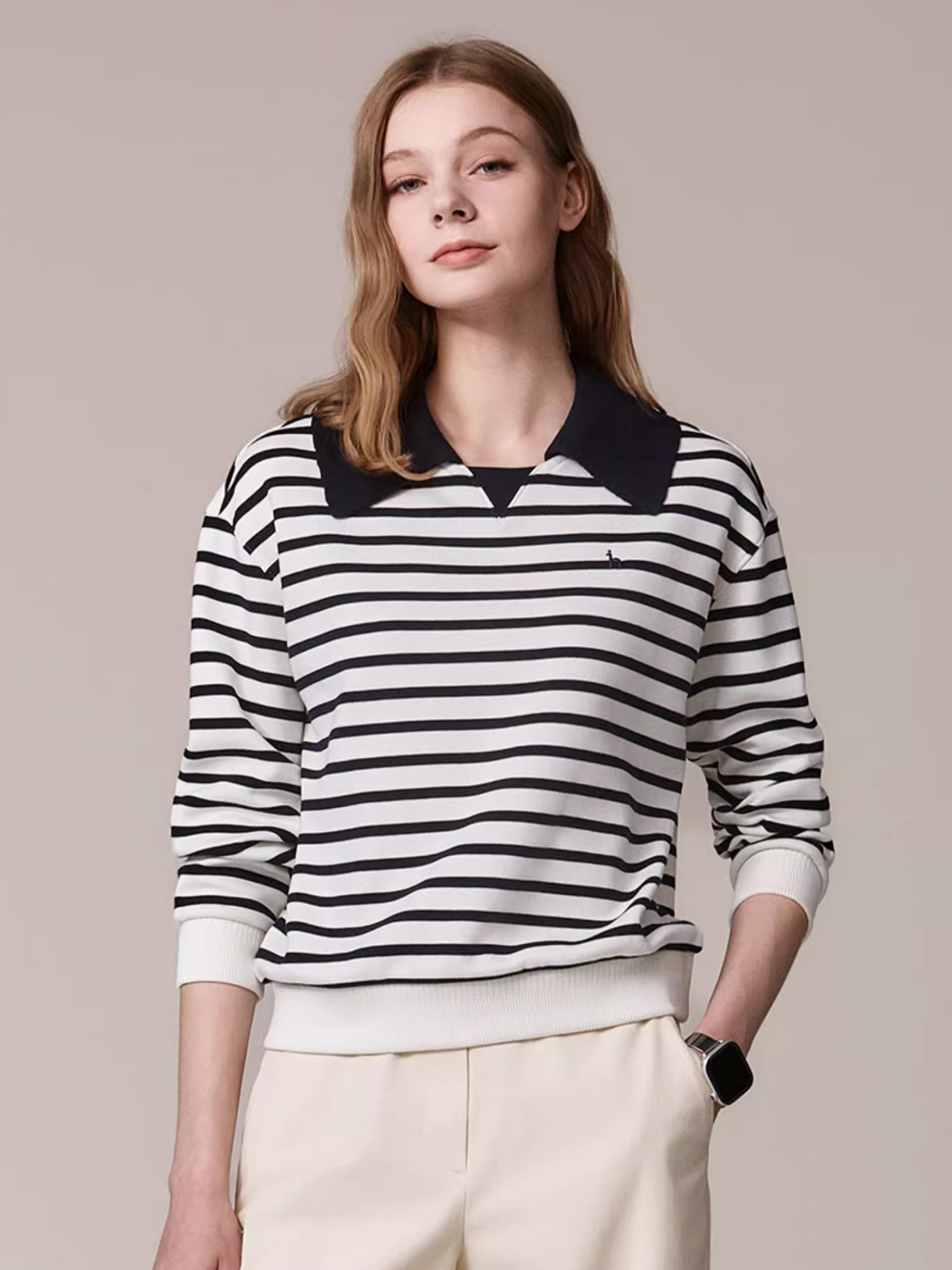 Hazzys哈吉斯条纹翻领卫衣女通勤套头长袖T恤上衣